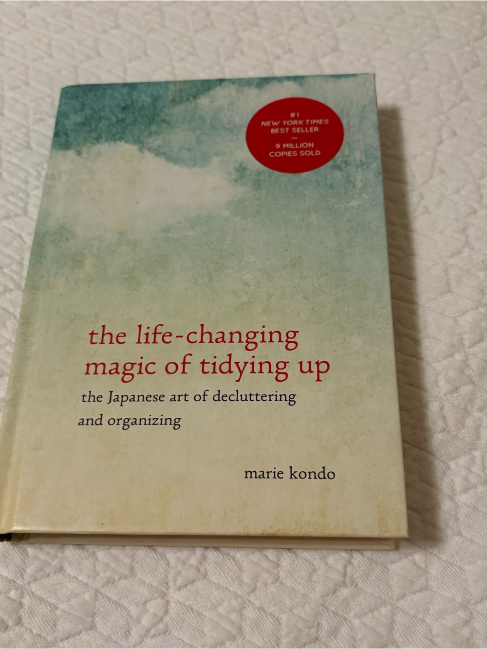 Marie Kondo - The Life-Changing Magic of Tidying Up ( Hard Cover)